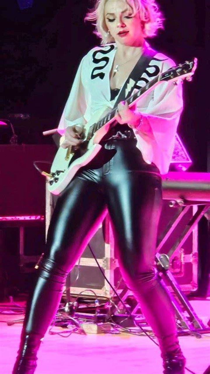 Pin by Pirjo on Samantha Fish Samantha, Celebrity music, Female