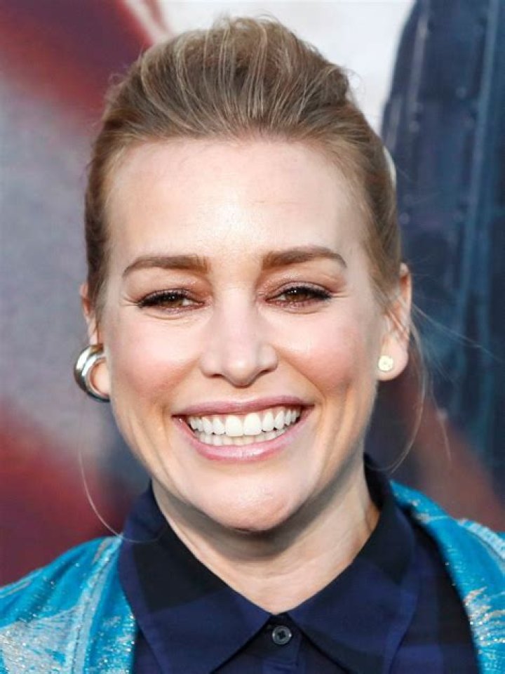 Piper Perabo bio, age, family, height, career, net worth