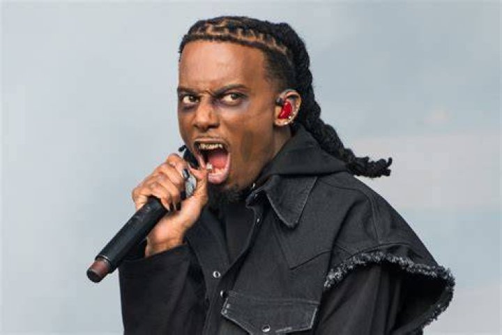 Playboi Carti's height, age, girlfriend, family, facts, net worth 2022
