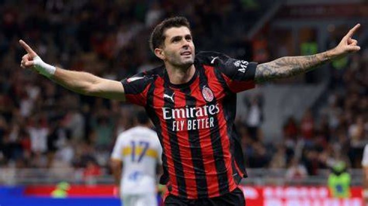 Pulisic's 'Man in the Mirror' hidden shirt celebration explained as