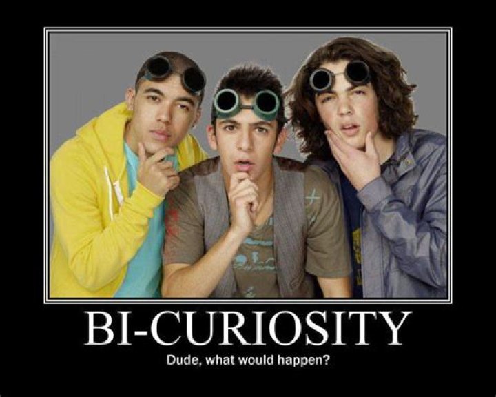 QUEER DIARIES Bi Curiosity