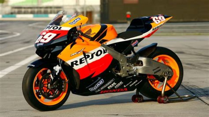 Race, Roma4ribu
