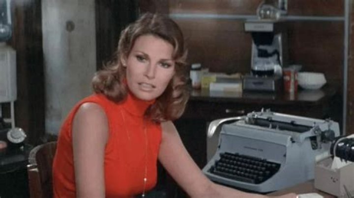 RAQUEL WELCH, MOTHER JUGS and SPEED, 1976 Stock Photo Alamy