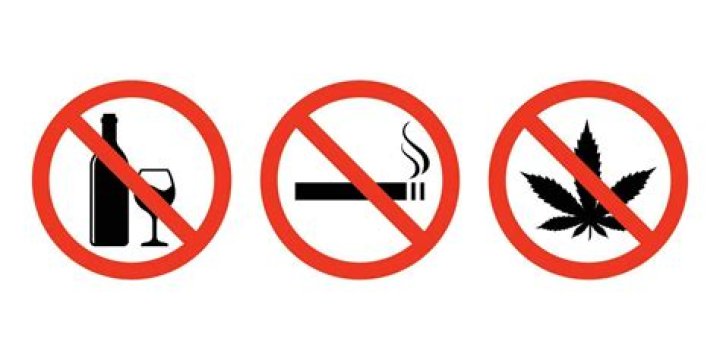 &raquo;Straight Edge&laquo; No Alcohol, Tobacco or Drugs!