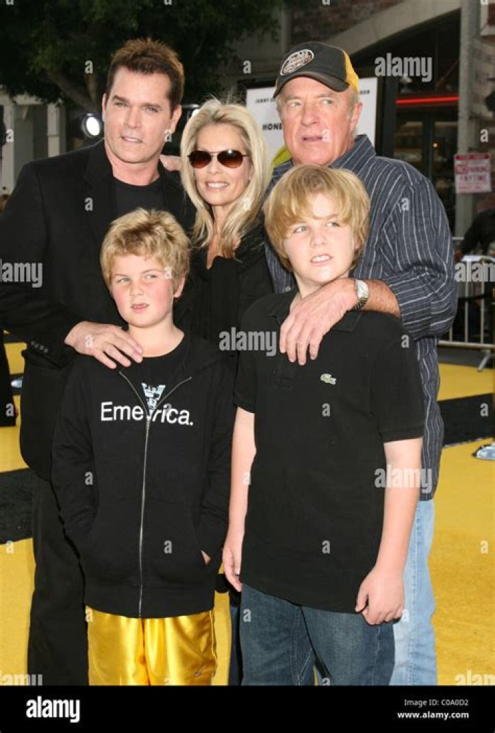 Ray Liotta, Catherine Hickland, James Caan and sons Los Angeles film