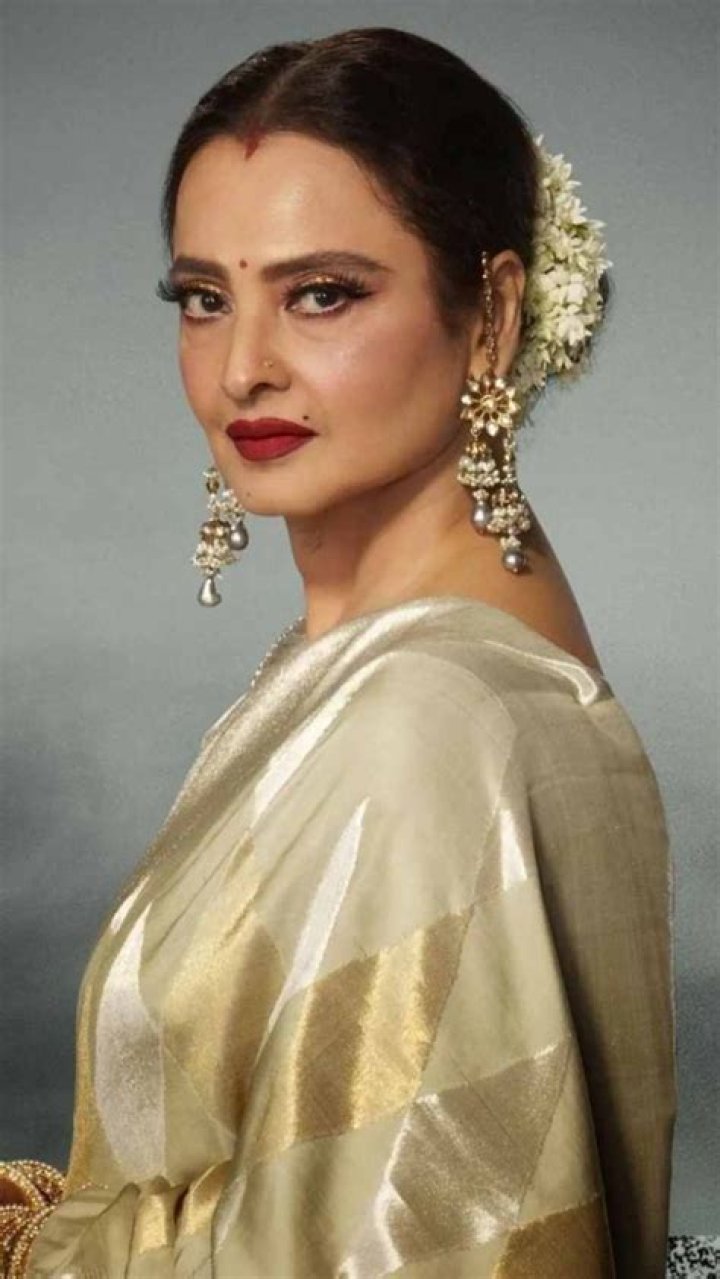 Rekha photo 14 of 48 pics, wallpaper photo 532067 ThePlace2