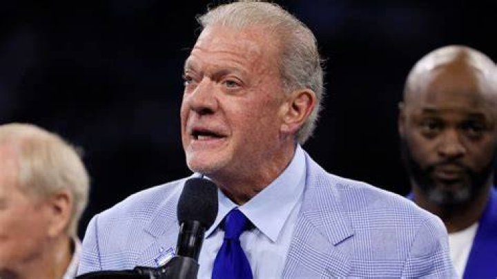 Report Jim Irsay's daughter, Carlie, to take over Colts' daytoday
