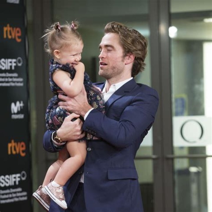 Robert Pattinson is having a baby, here's everything we know about Suki