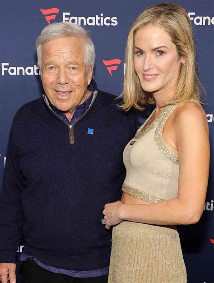 Robert Quinn Wiki, Age, Wife, Children, Parents, Net worth, Nationality