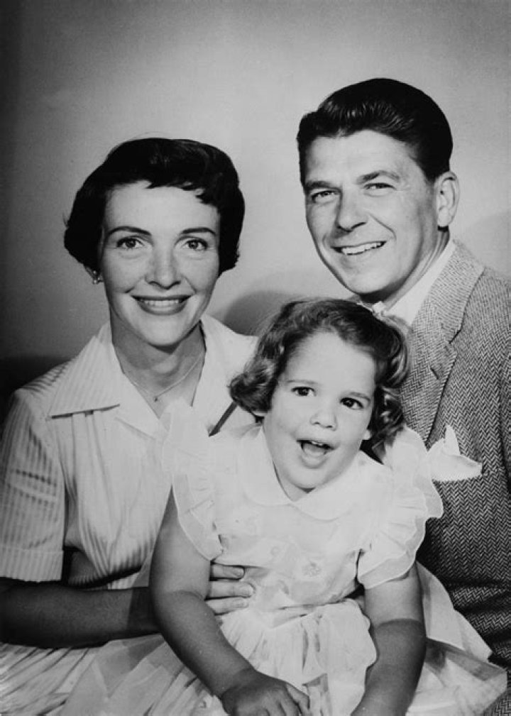 Ronald Reagan’s Daughter Patti Davis Deletes Tweet Critical of Obamacare