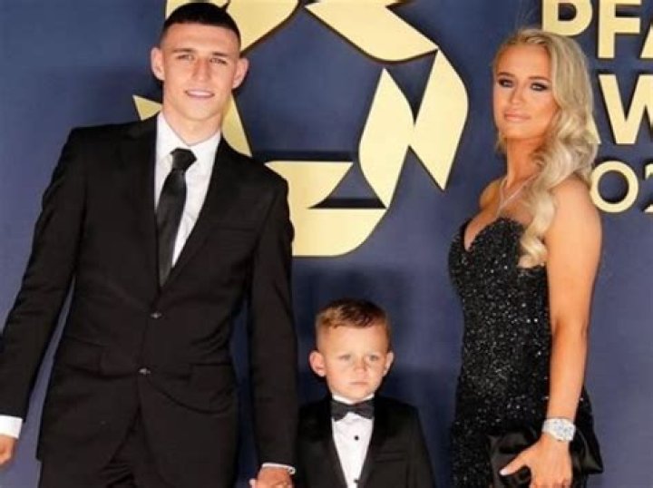 Ronnie Foden Age Family Bio