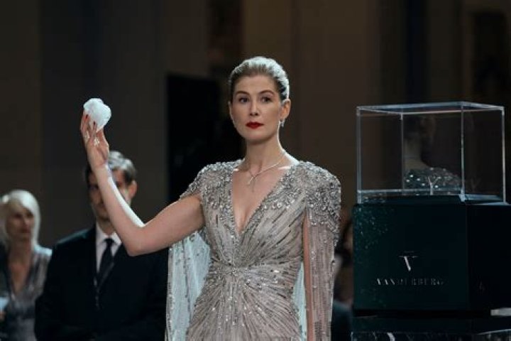 Rosamund Pike &lsquo;How do you feel when someone calls you an English rose