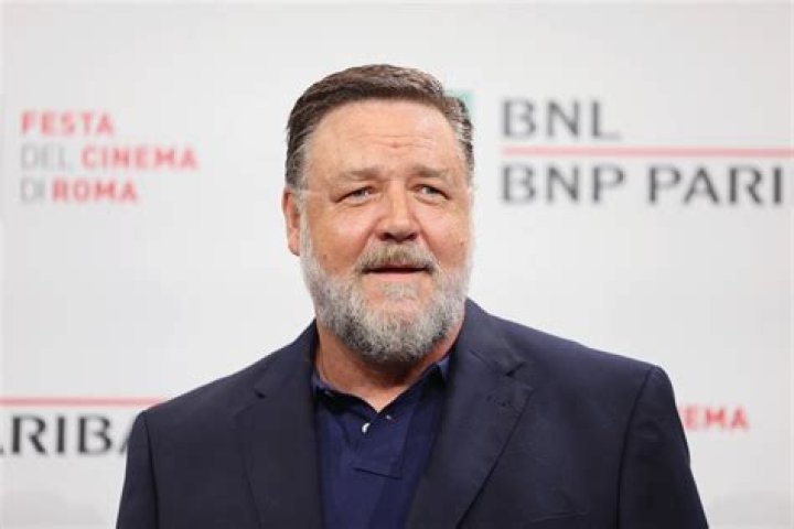 Russell Crowe Net Worth 2024 How Much is He Worth? FotoLog