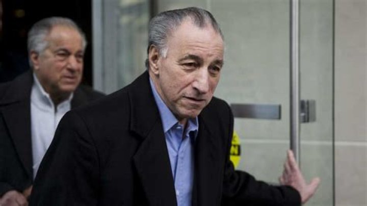 Salvatore Testa Mafia, Carteles de cine, Familia