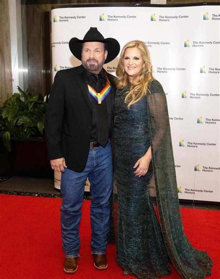 Sandy Mahl Net Worth 2023 Songs Career Earnings Home Cars