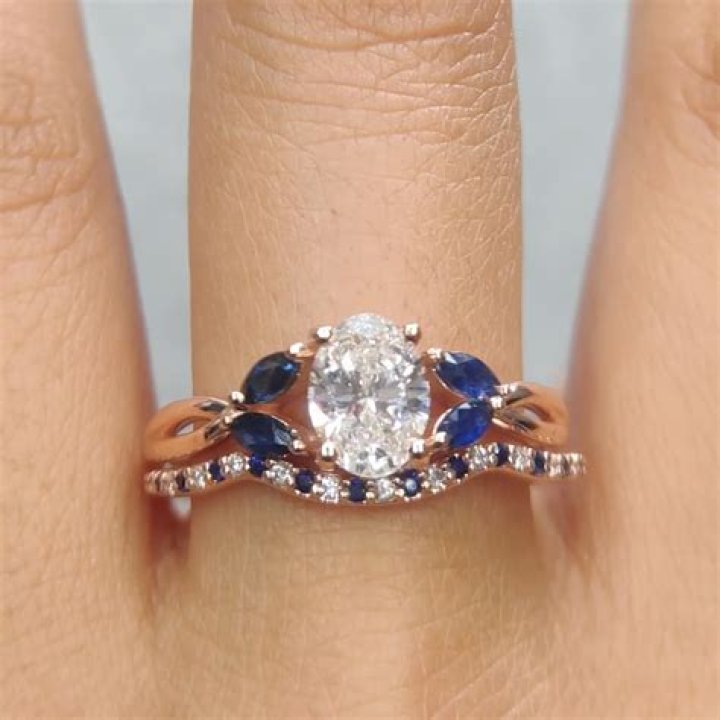 sapphire and diamond wedding ring