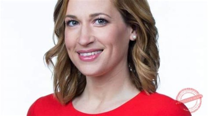 Sarah Wroblewski (WBZ) Wikipedia, Bio, Age, Height, Family, Husband