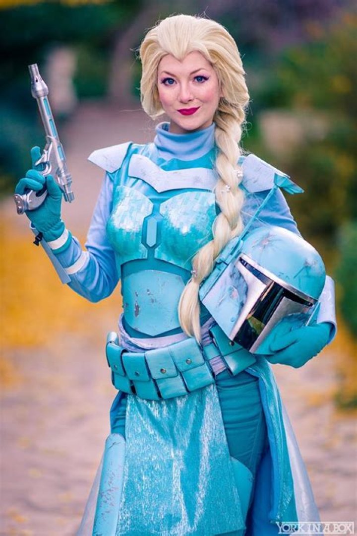 sarawrcosplay