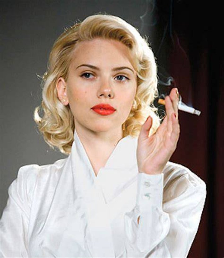 Scarlett Johansson smoking 4 Scarlett Johansson ( born Nov&hellip; Flickr