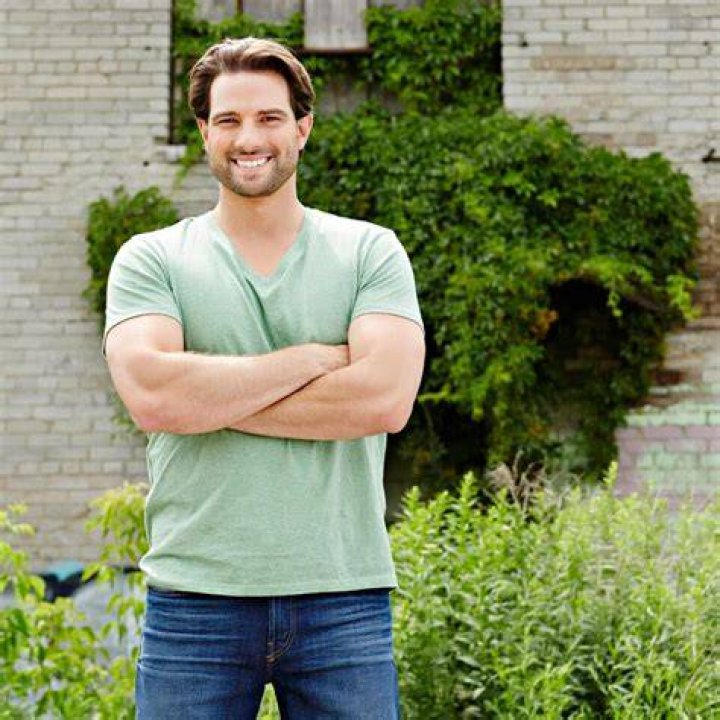 Scott McGillivray's Family Meet Those Dearest to the HGTV Host