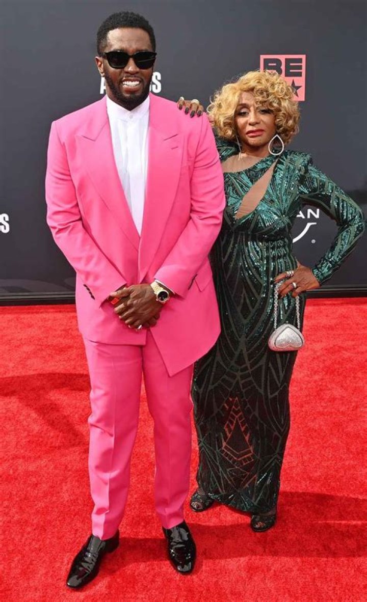 Sean P. Combs & mother Janice Fashion, Black is beautiful, Celebrities