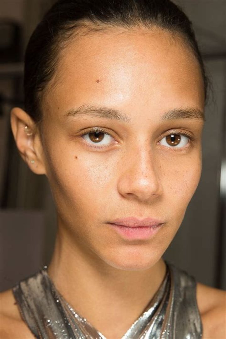 See beauty photos for Isabel Marant Spring 2017 ReadytoWear