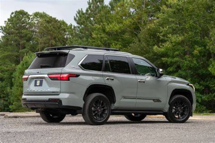 Sequoia Exterior 