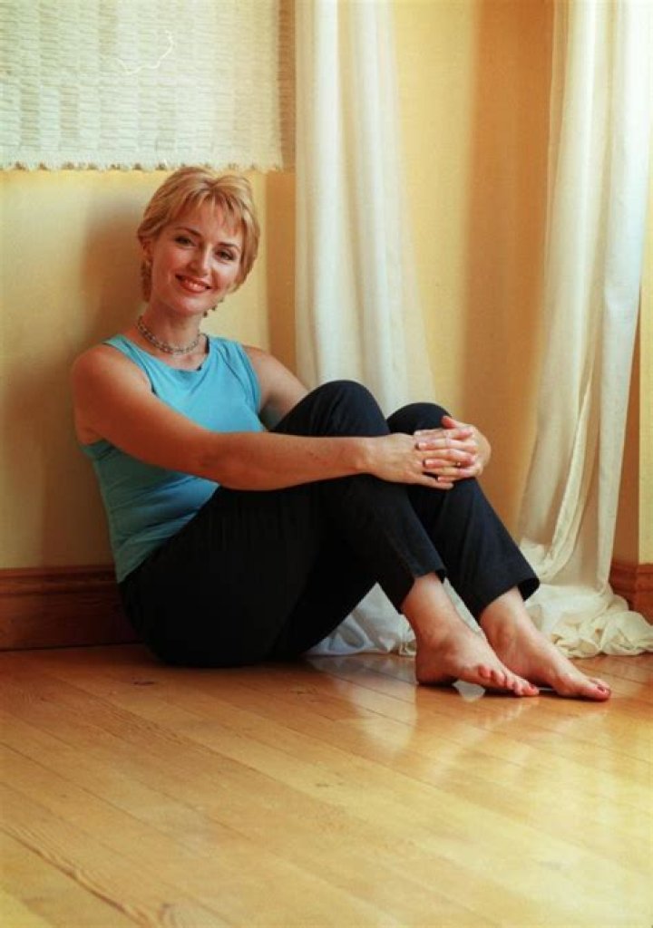 Shay Mooney Feet (2 photos) men.feet.wiki