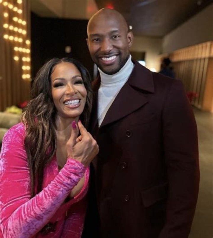 Shere&eacute; Whitfield and Martell Holt Spotted On A Date!