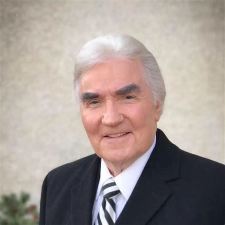 Singer, Songwriter, Evangelist Walt Mills Passes Away. Absolutely