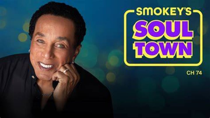 Smokey Robinson Smokey robinson, Soul music, Soul singers