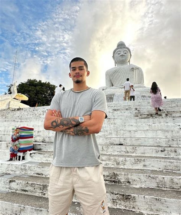 Sneako Biography, Age, Wife, Girlfriend, Height, Wikipedia, Family