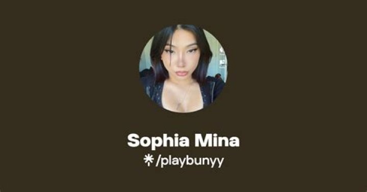 Sophia Mina • sophiamina • Milkshake Website Builder
