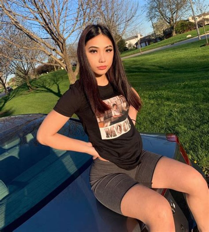 Sophia Mina releases an urbanpop tune, entitled, “Ain’t Got Time”