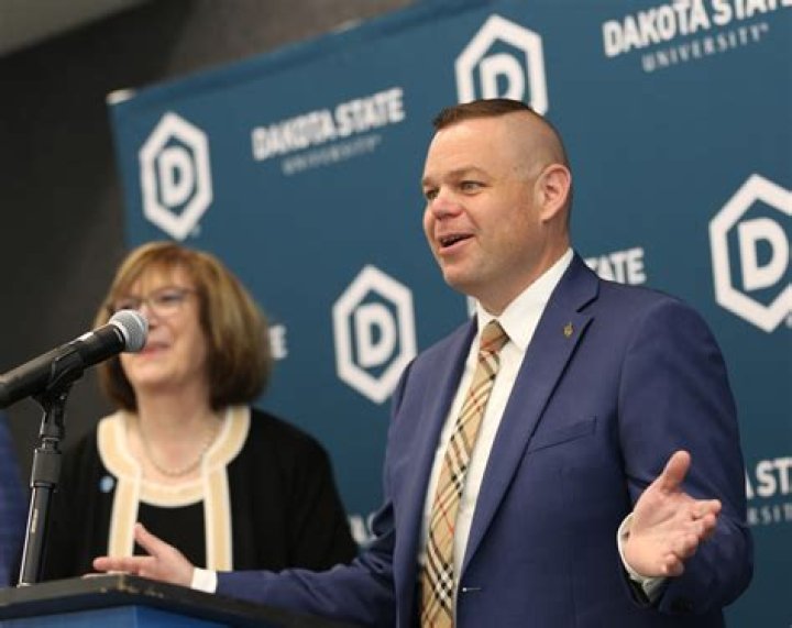 South Dakota governor says study blaming motorbike rally for 260,000