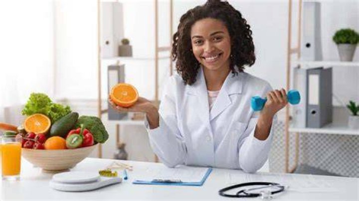 sports dietitian