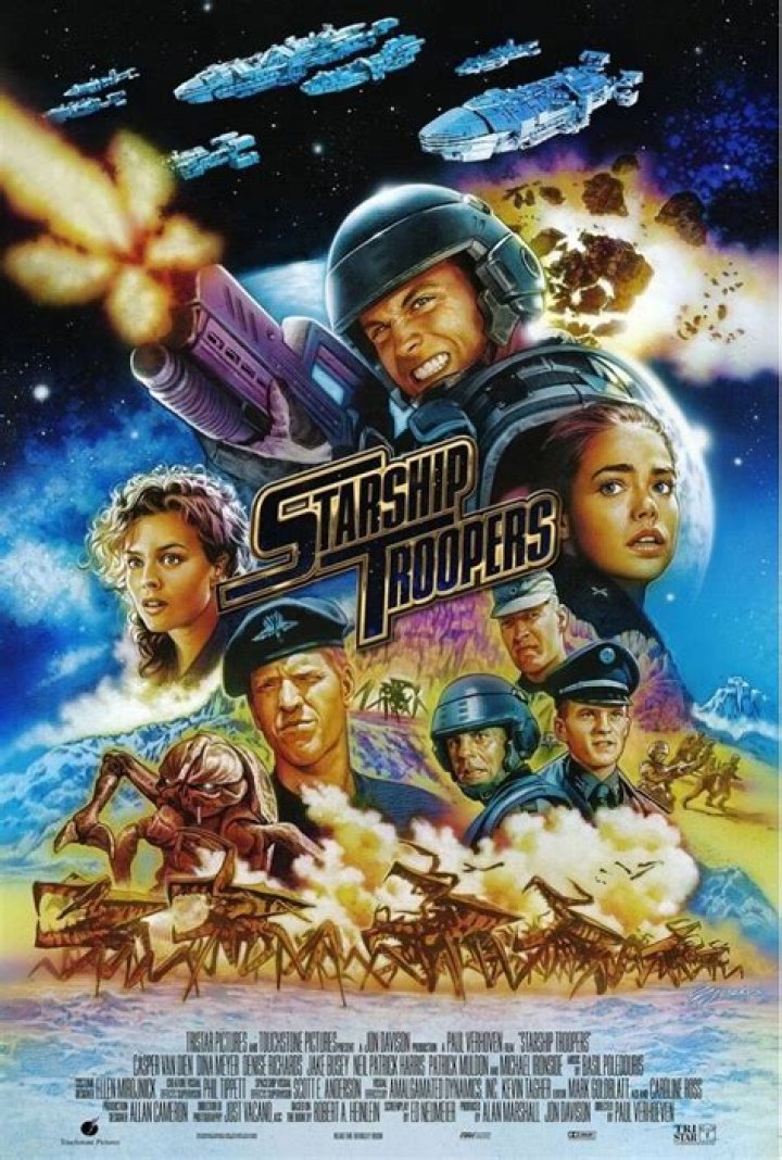 Starship troopers 1997 hires stock photography and images Alamy