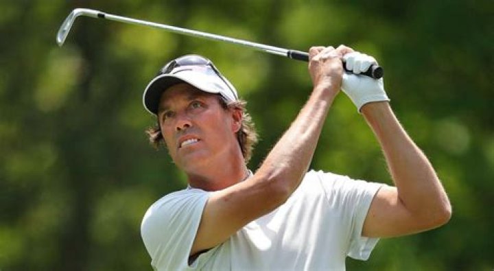 Stephen Ames shoots 69 for 3shot lead in Morocco Champions