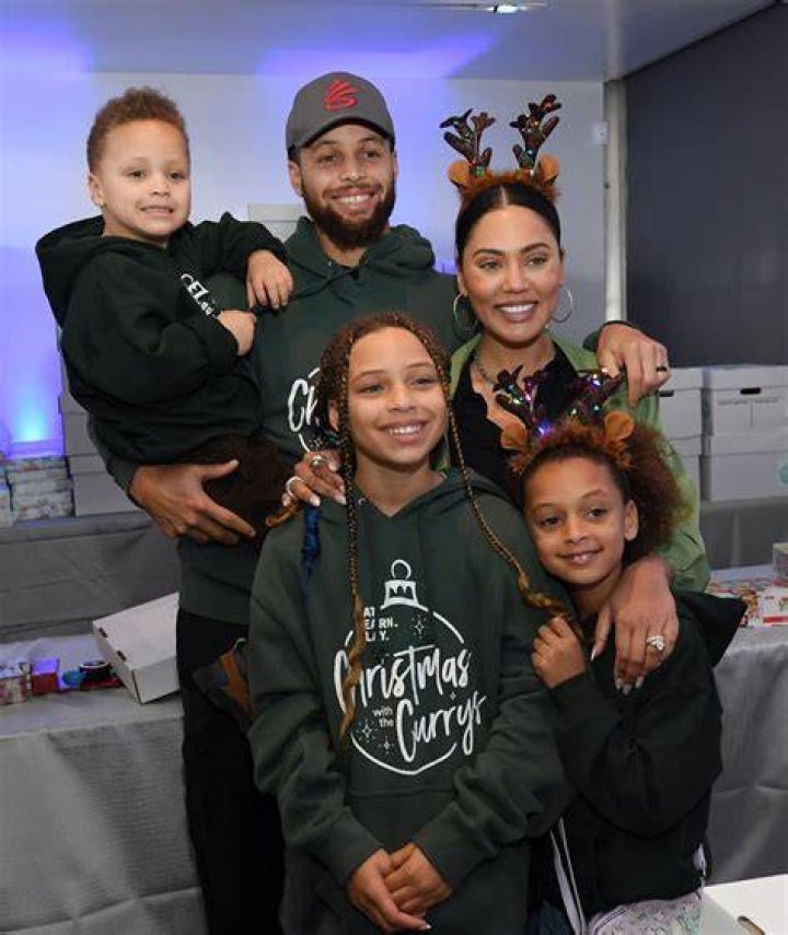 Stephen Curry Daughter Stephen Curry's Daughter Steals Press Conference