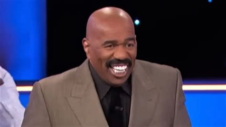 Steve Harvey is speechless on this "Household Feud" response. idrgstore
