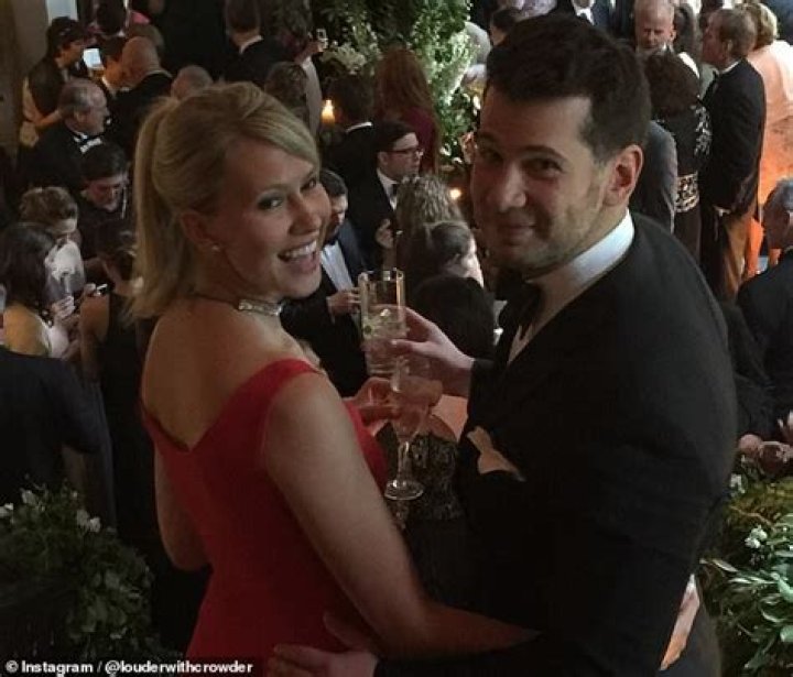 Steven Crowder Wife Hilary Crowder and Kids