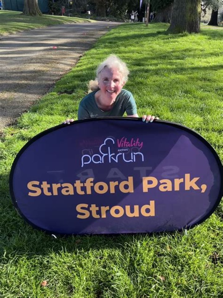 Stratford Park, 5866 Penzance Dr, Burnaby, BC V5C 1L7