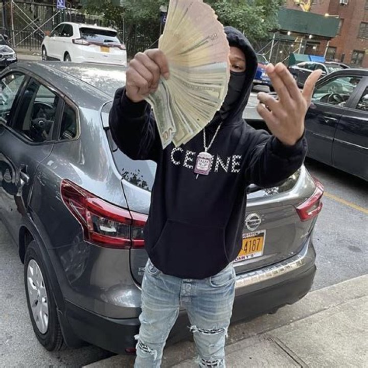 Stream B Lovee Yea Yea by NYC 🗽 Listen online for free on SoundCloud