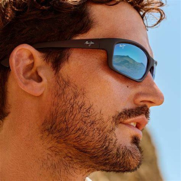 Sunglasses in Subd