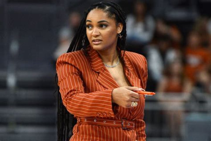 Sydney Carter coaches at A&M