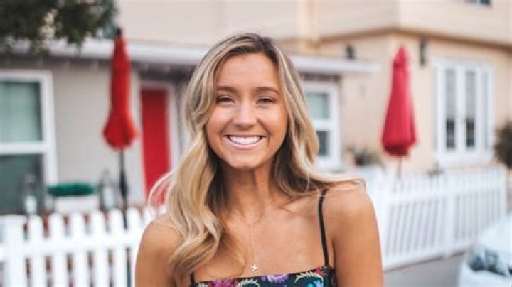 Sydney Webb Eyes Journey Inspires Food Stars Viewers