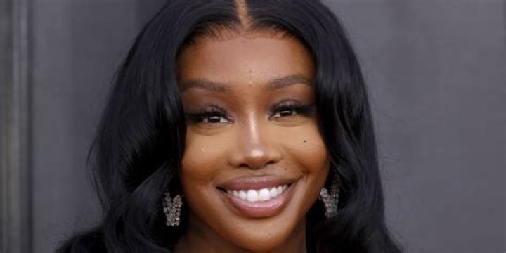 SZA Confirms the Plastic Surgery Procedure She’s Had Done, Explains Why