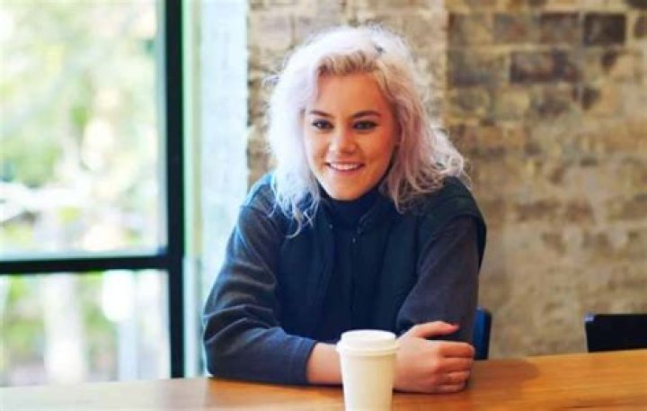 Taya Smith bio net worth, age, weight, singer, height, wiki 2022