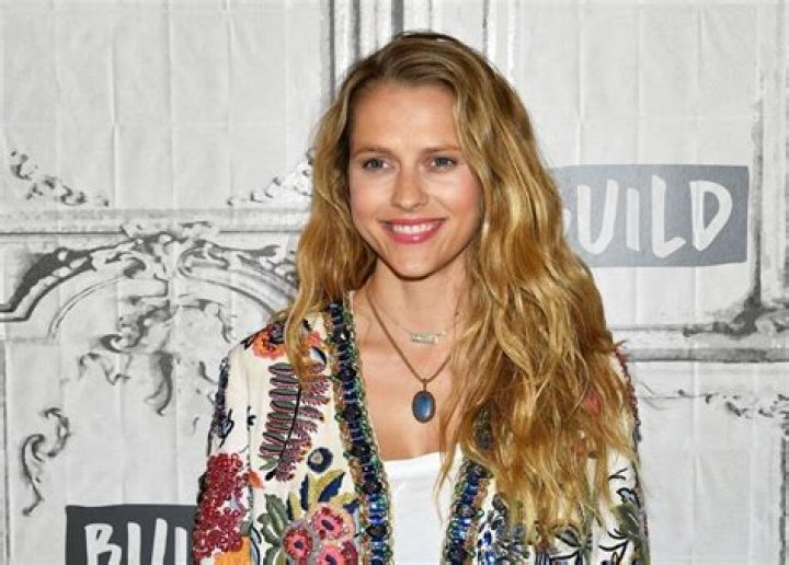 Teresa Palmer Measurements, Net Worth, Bio, Age, and Family Details