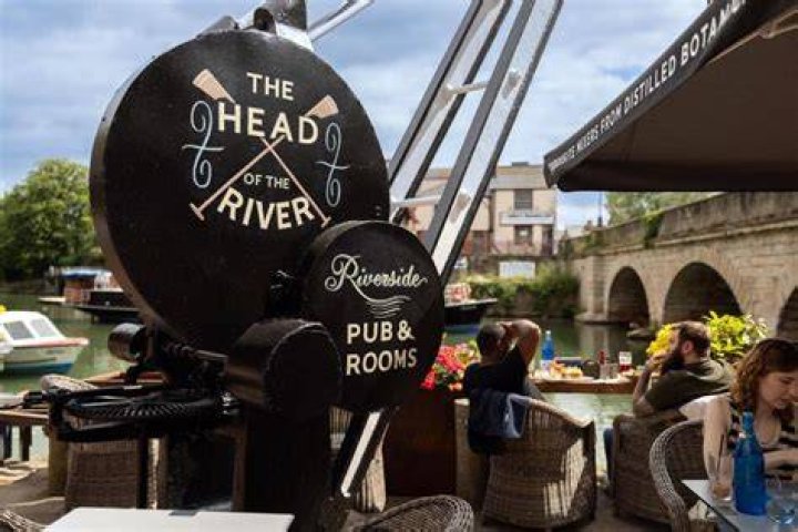 The Head of the River Public House - Oxford